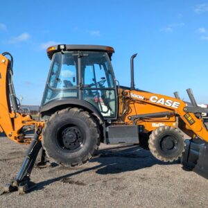 2020 CASE 580N EP 4WD CAB BACKHOE WITH AUXILIARY HYDRAULICS - 770004