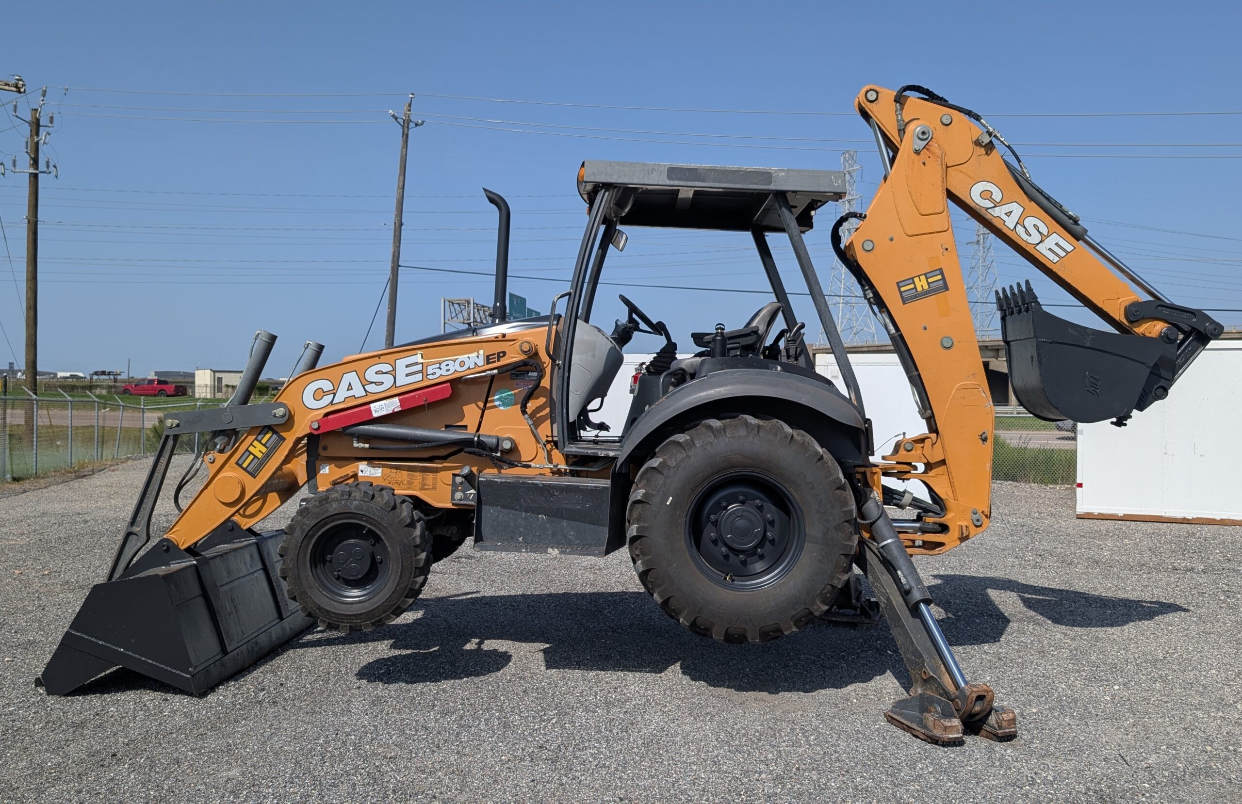 2020 CASE 580N EP 4WD BACKHOE WITH FRONT & REAR AUX HYDS - 770184